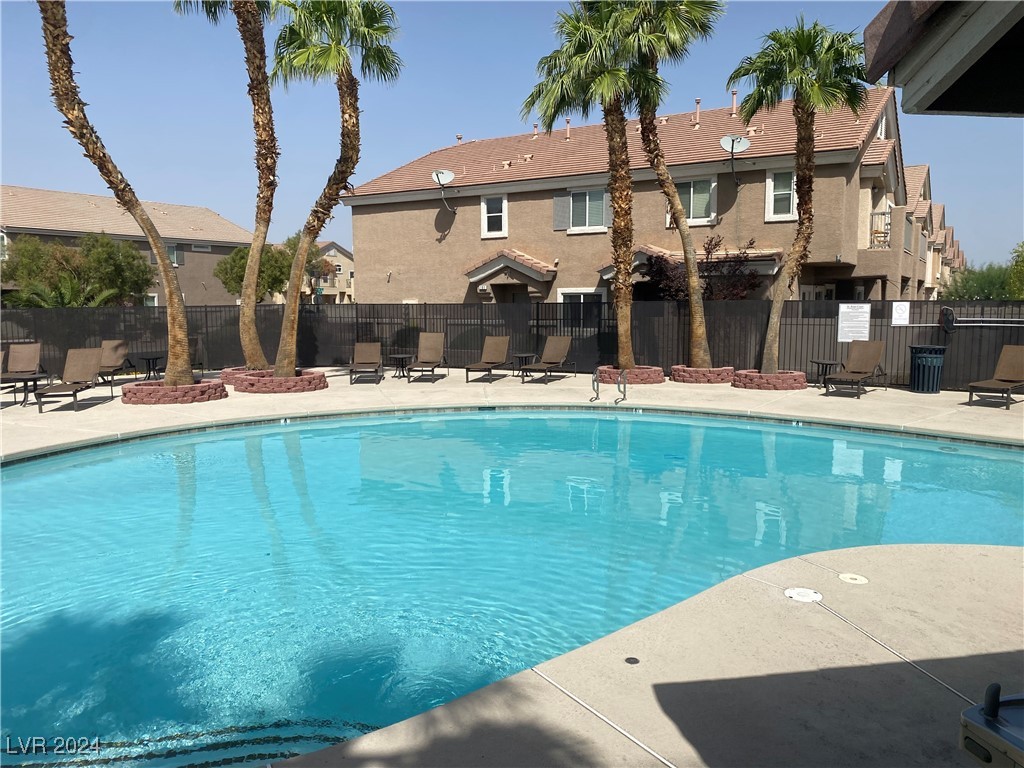 10084 Sunset Palisades Way 102