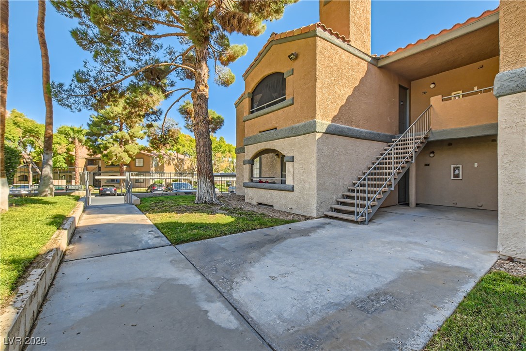 221 Mission Catalina Lane 105