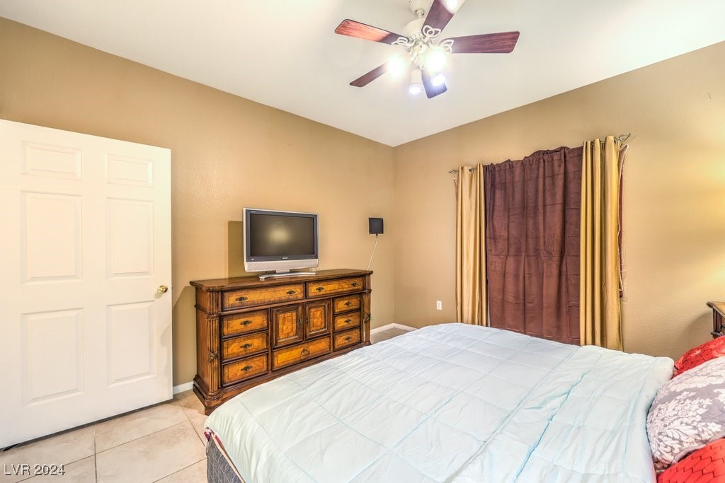 855 North Stephanie Street 1015