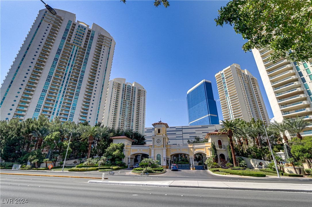 2857 Paradise Road 402