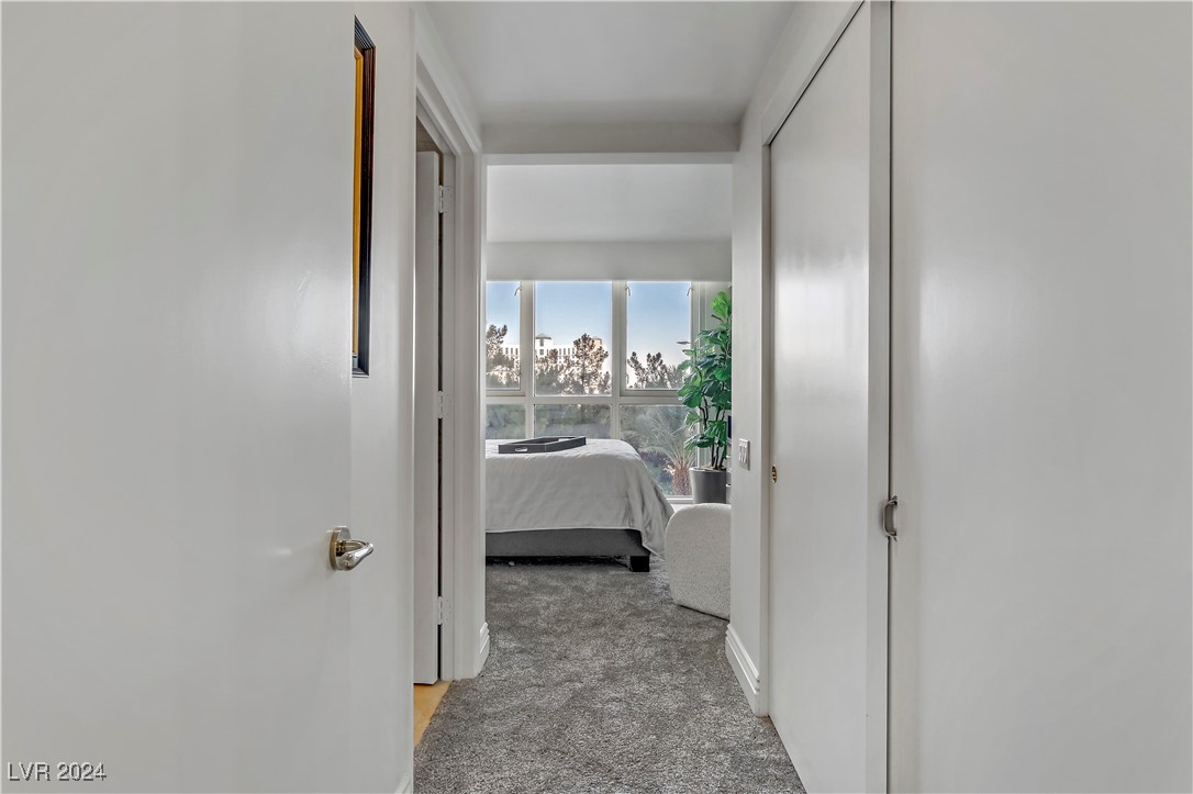 2857 Paradise Road 402