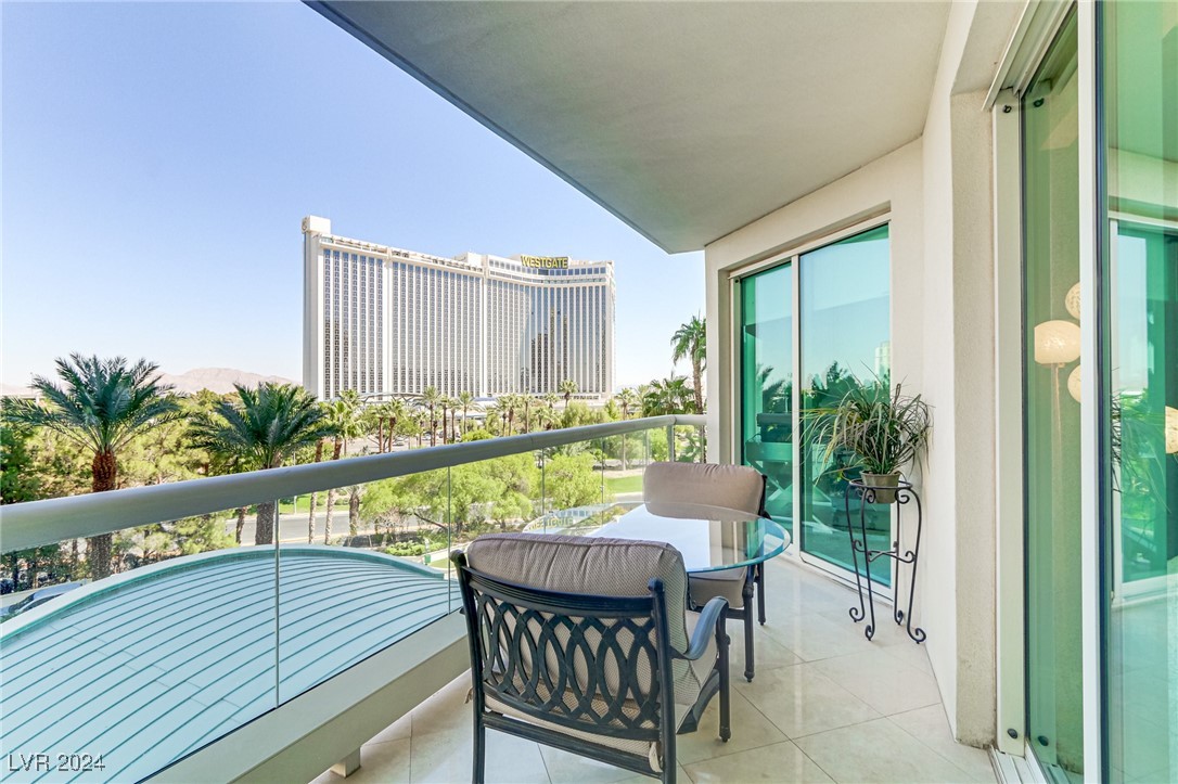 2857 Paradise Road 402