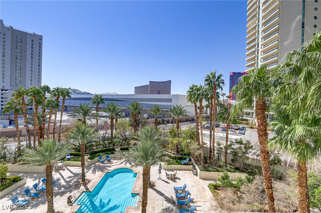 2857 Paradise Road 402