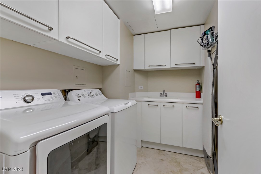 2857 Paradise Road 402