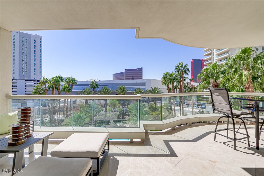 2857 Paradise Road 402