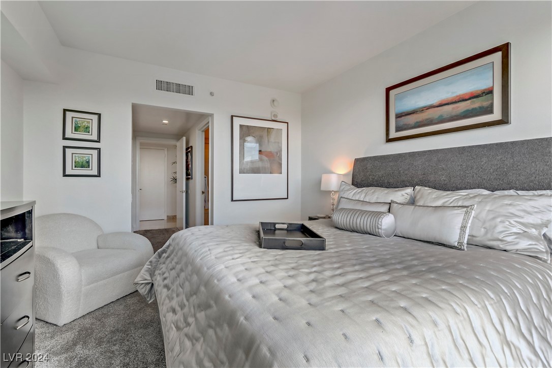 2857 Paradise Road 402