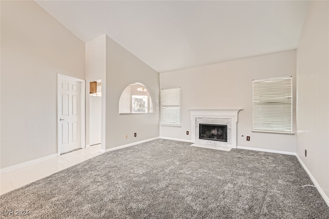 1971 Balzac Drive