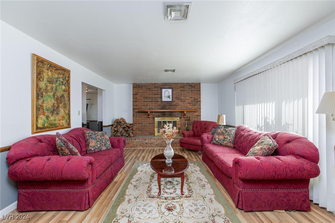 4020 Shadow Wood Avenue