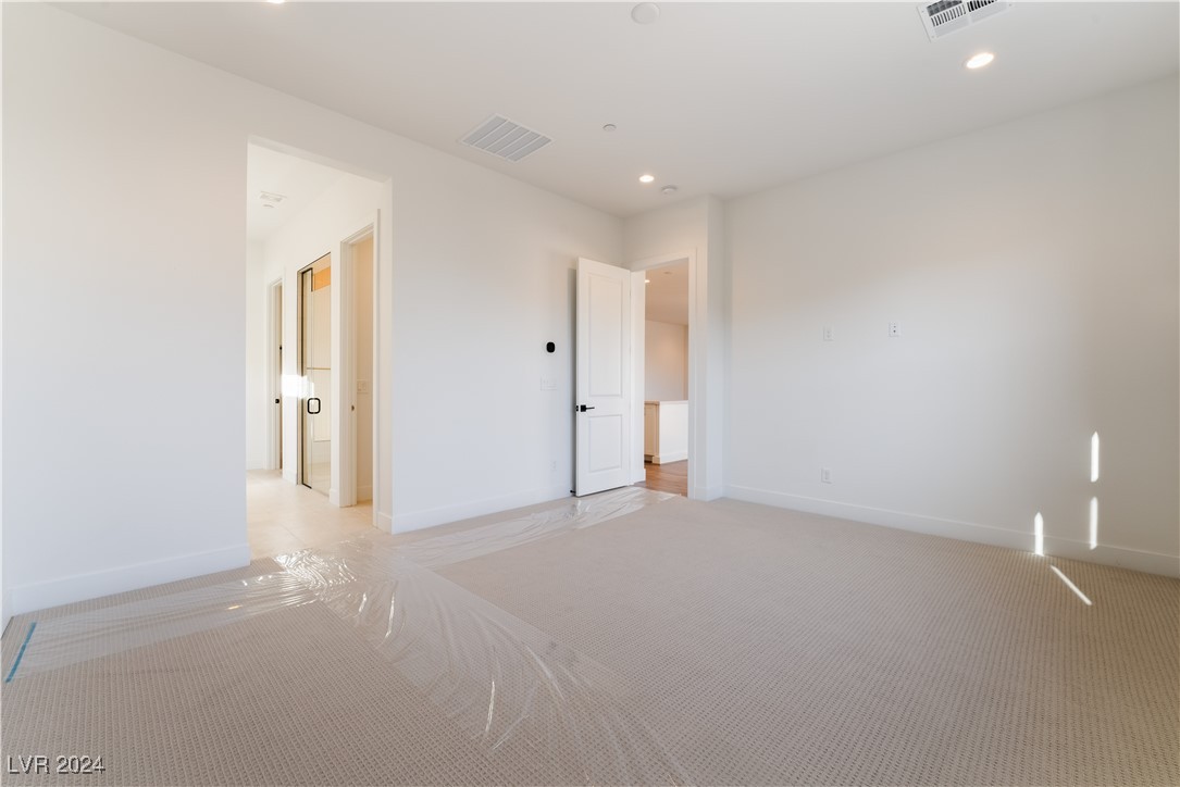 816 Watford Place