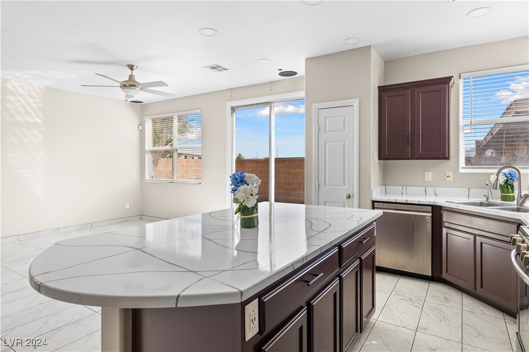 3976 Chasing Heart Way