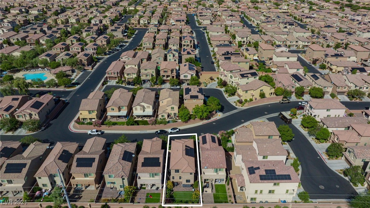 7703 Frenchmans Bay Avenue