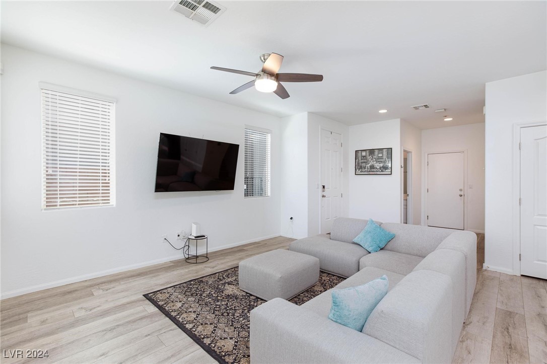 7703 Frenchmans Bay Avenue