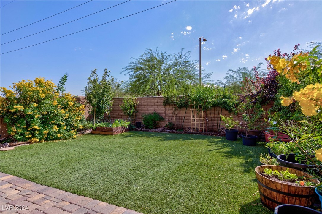 7703 Frenchmans Bay Avenue