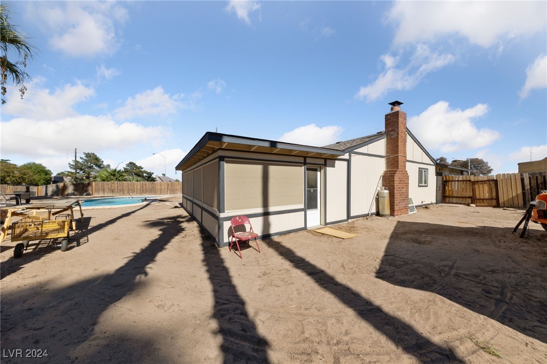 4030 Hazelcrest Circle