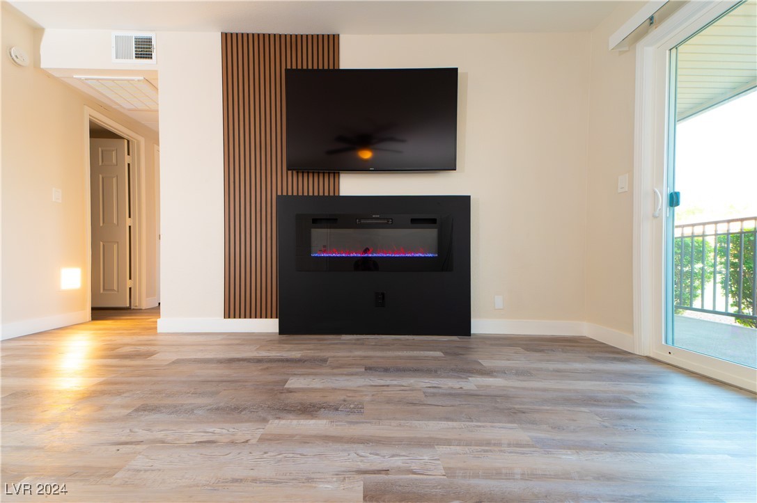 4370 Sandy River Drive 17