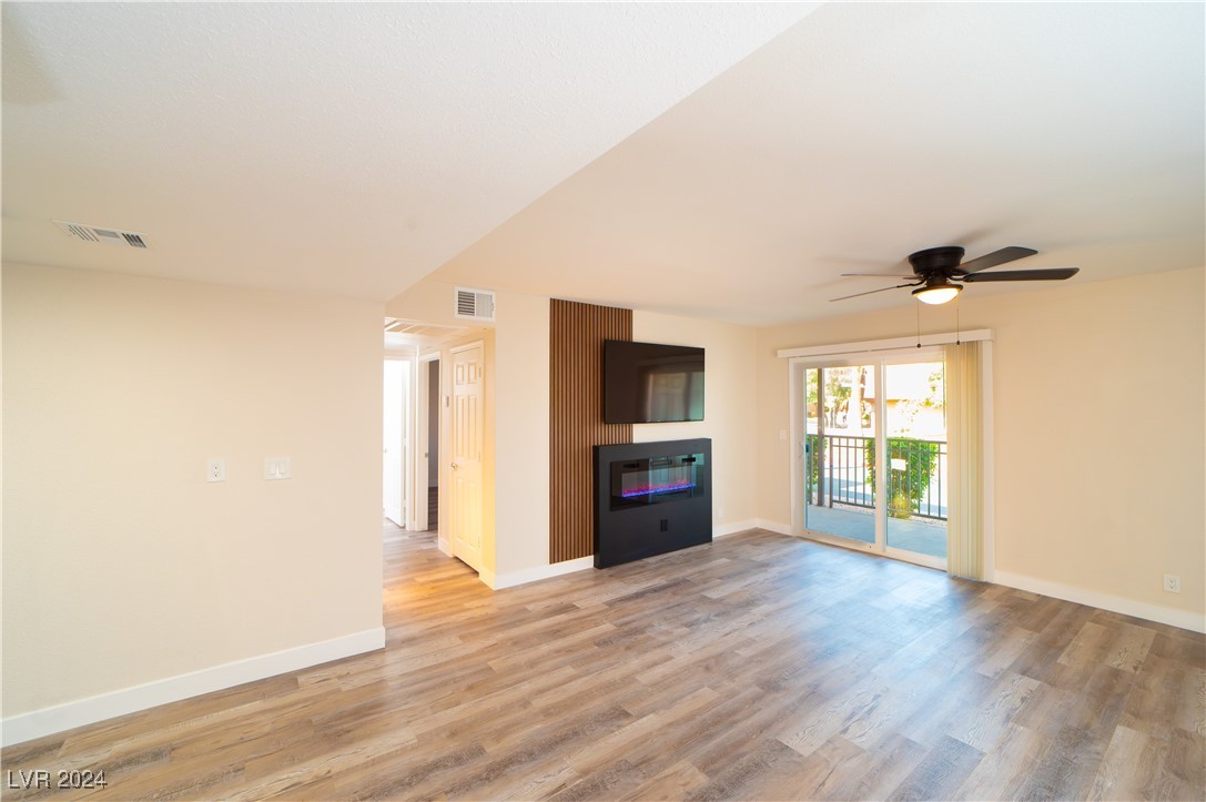 4370 Sandy River Drive 17