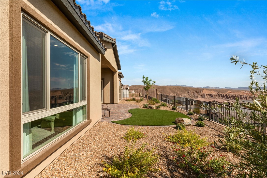 186 Mirage View Drive