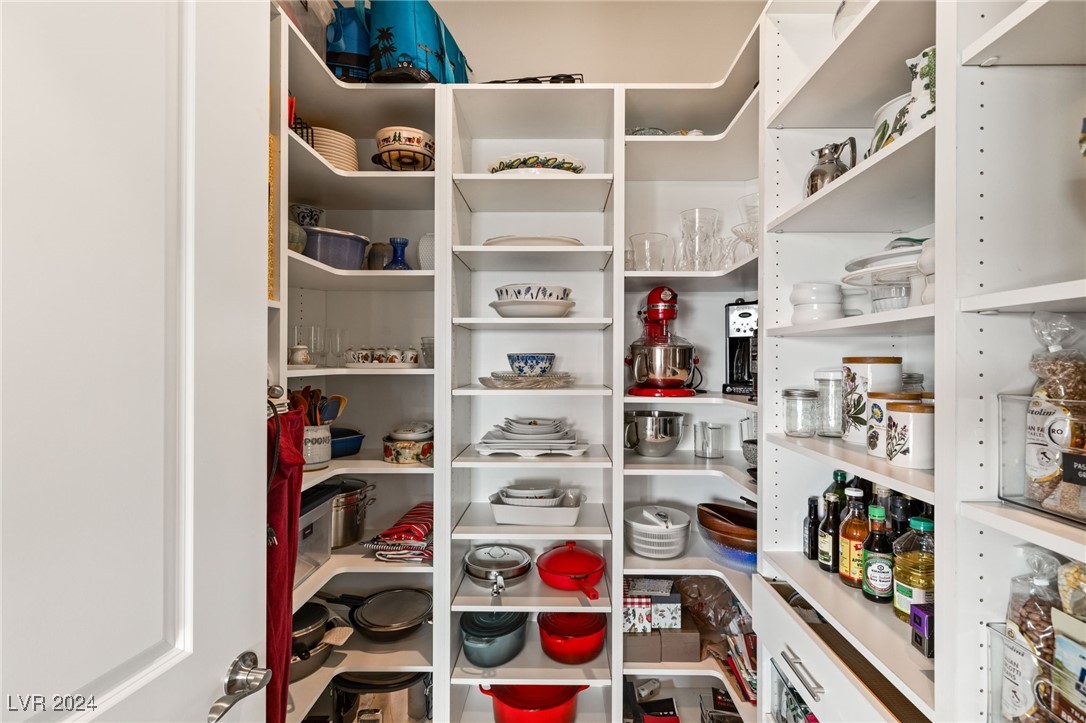186 Mirage View Drive