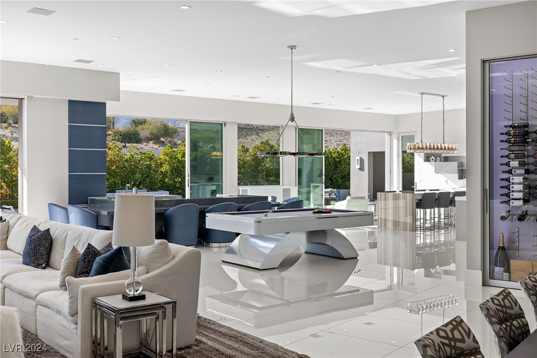 19 Flying Cloud Lane