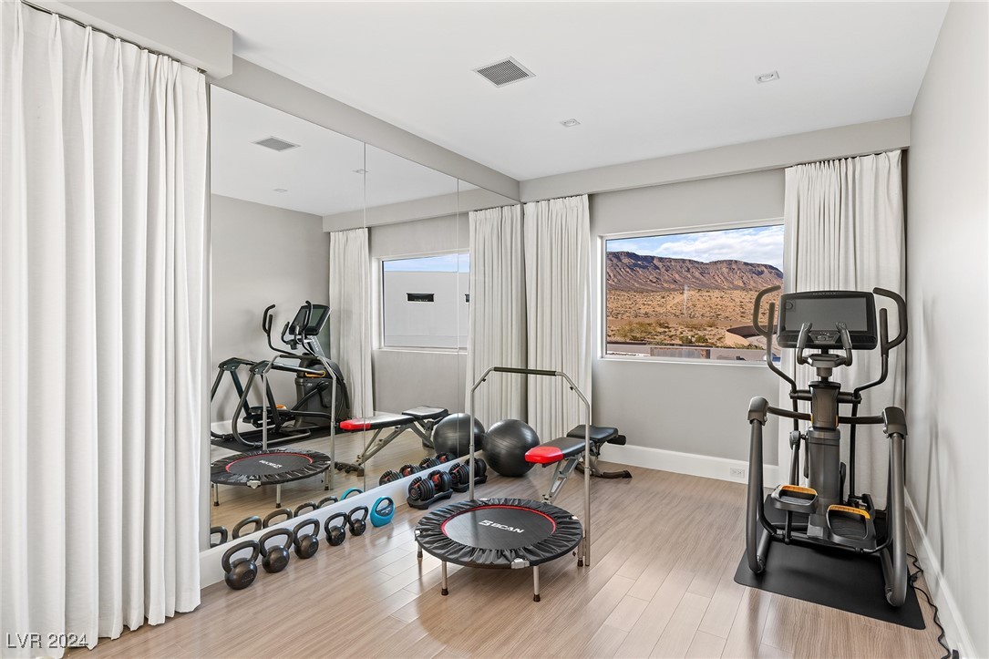 19 Flying Cloud Lane