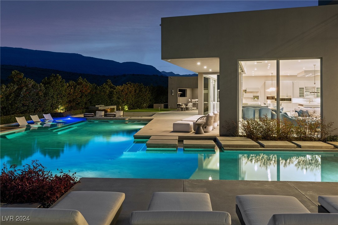 19 Flying Cloud Lane