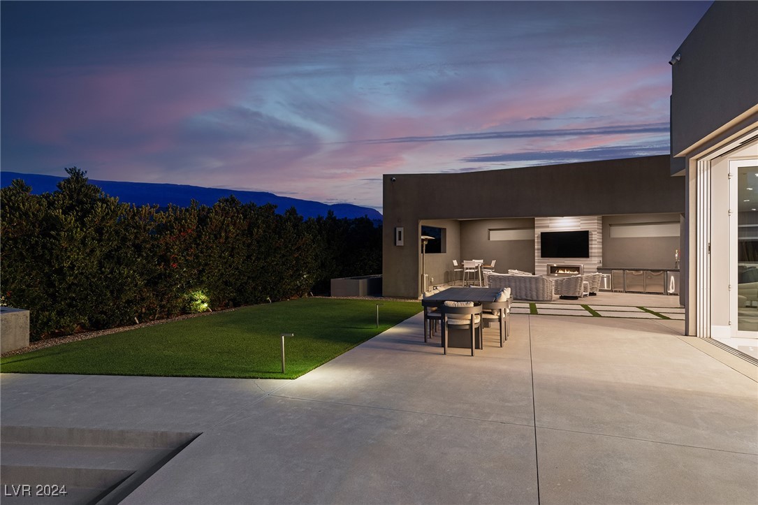 19 Flying Cloud Lane