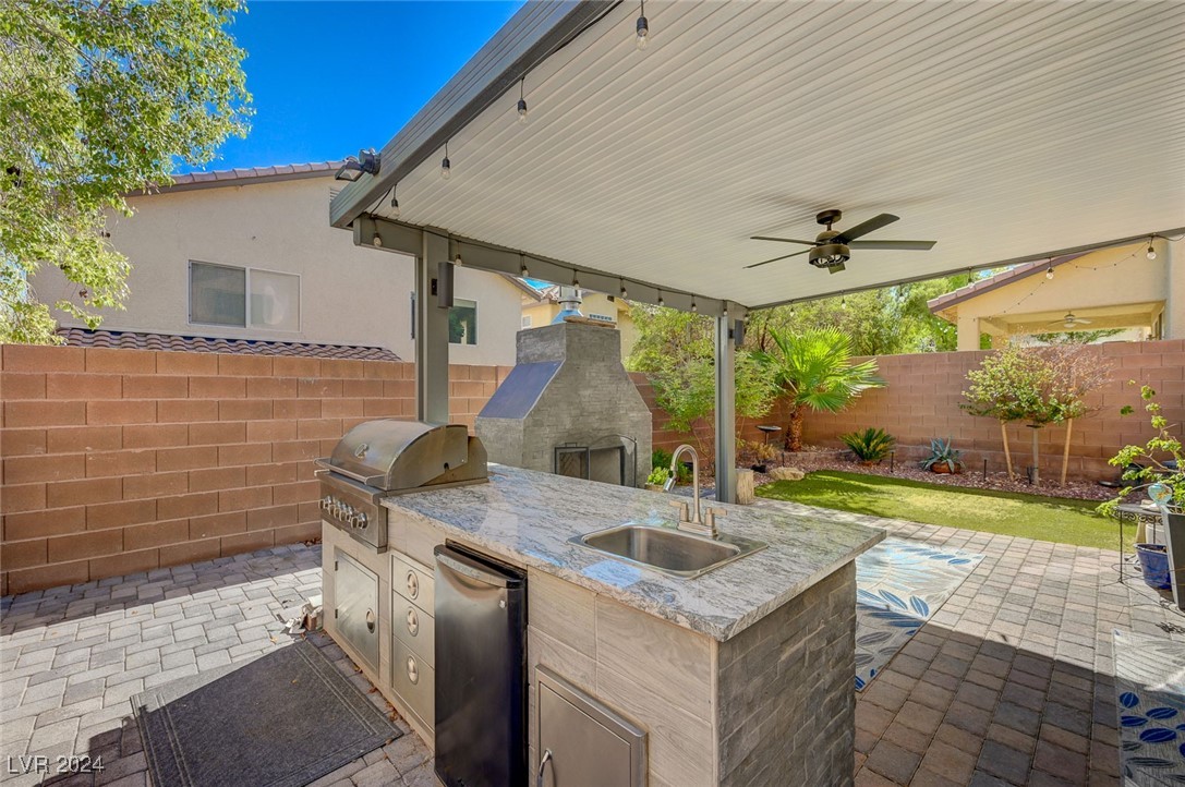 10454 Sky Gate Street