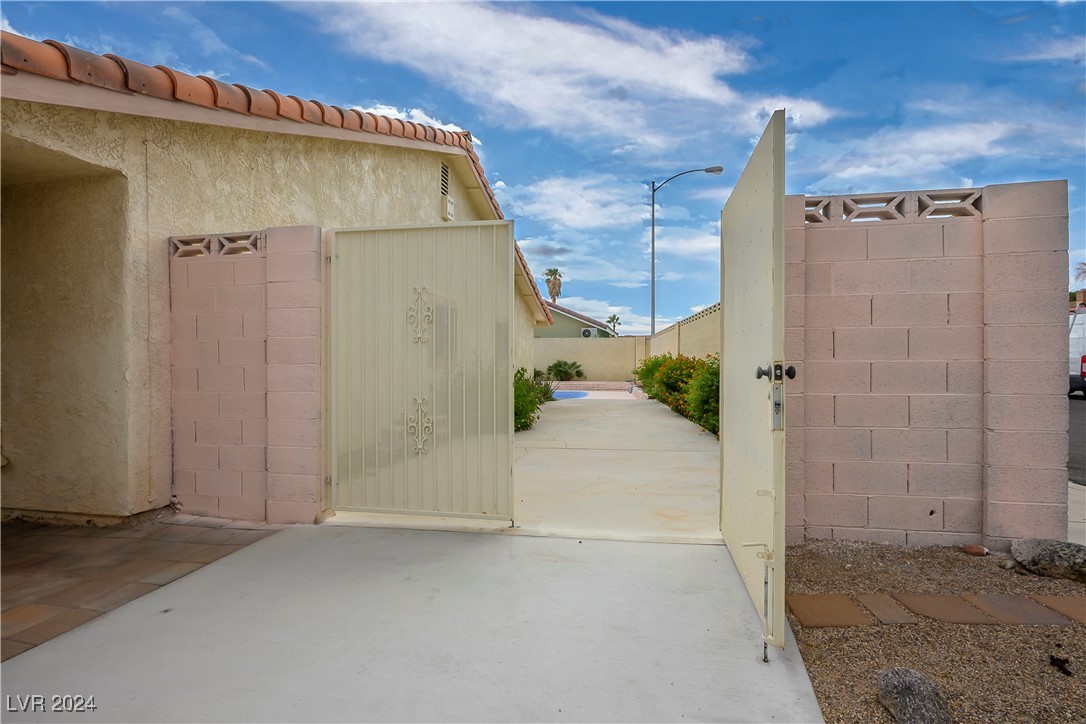 1861 Canterbury Drive