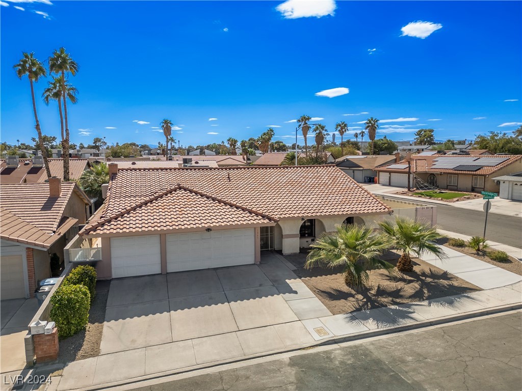 1861 Canterbury Drive