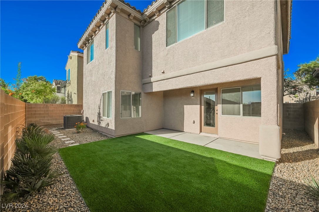 9426 Cormorant Lake Way