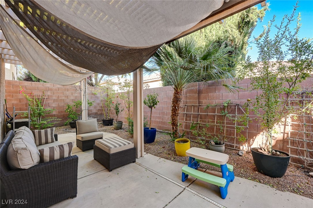 768 White Grotto Street