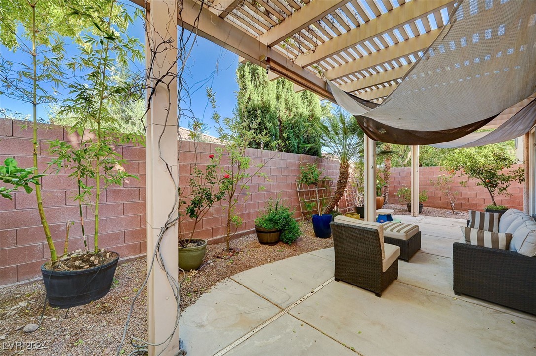 768 White Grotto Street