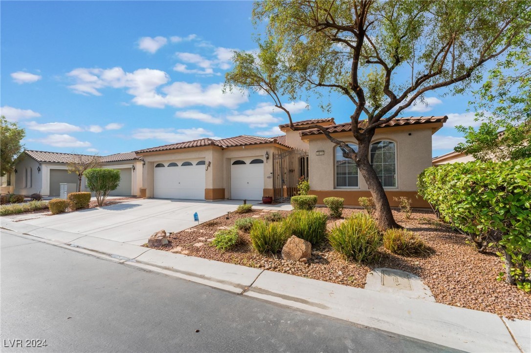 5919 Karnes Ranch Avenue