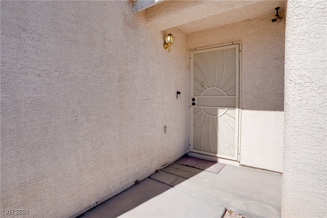 1114 Edgestone Mark Avenue