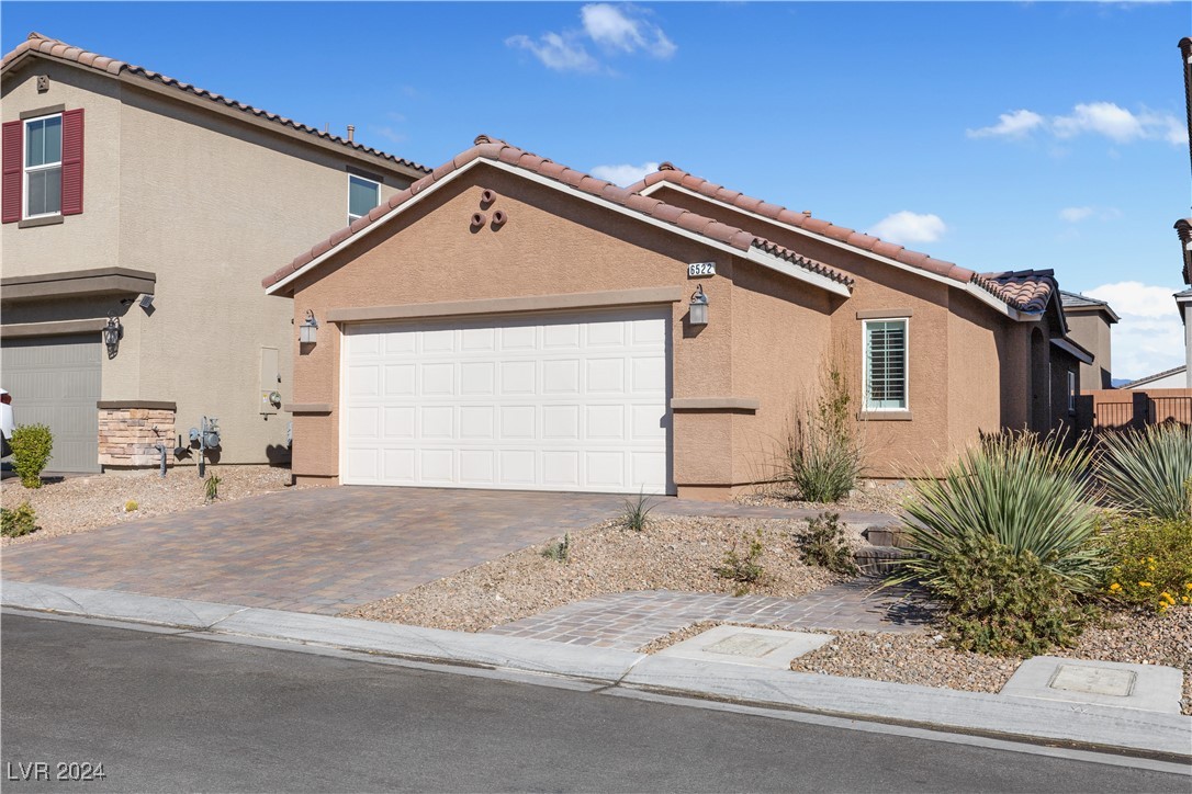 6522 Secret Grove Avenue