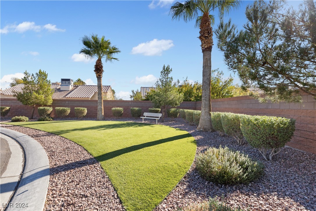 6522 Secret Grove Avenue