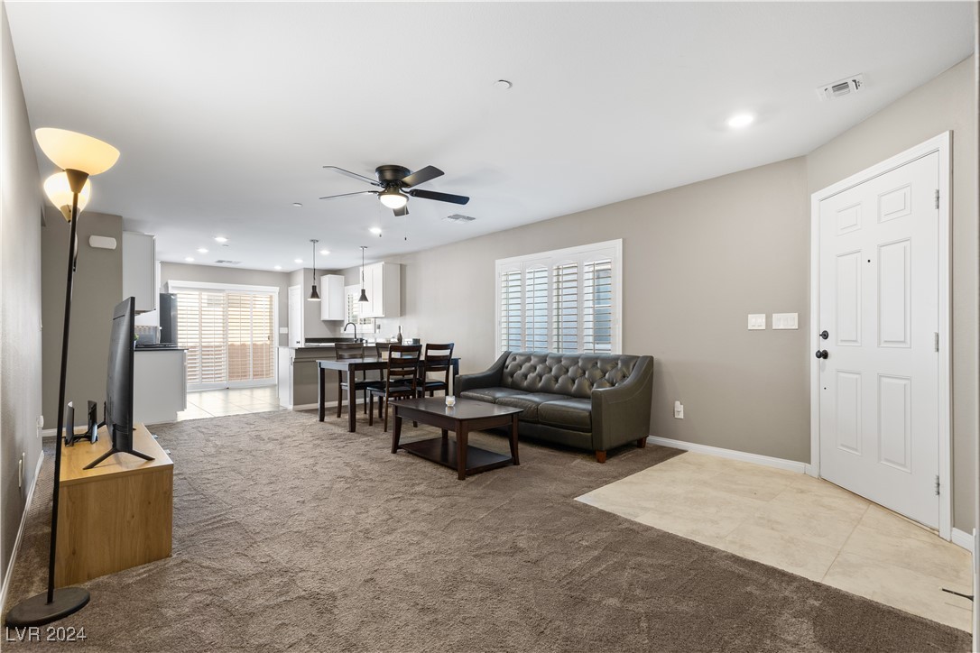 6522 Secret Grove Avenue