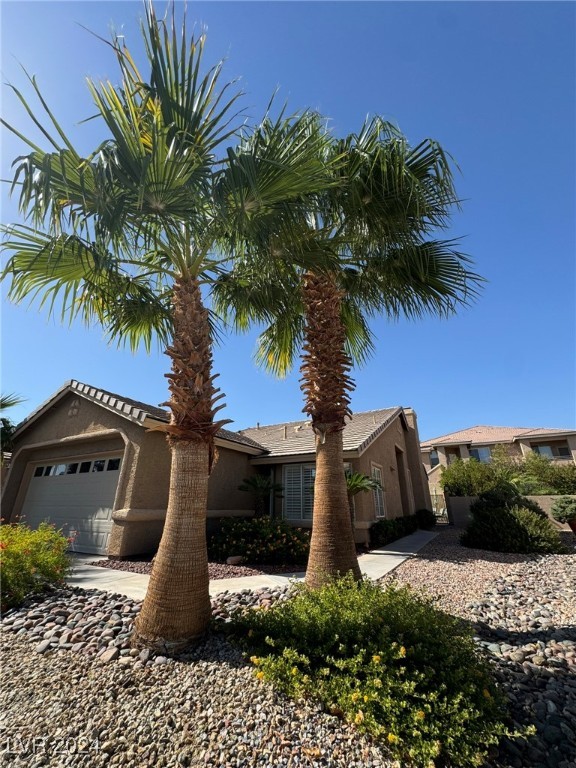 1849 Lyell Canyon Lane