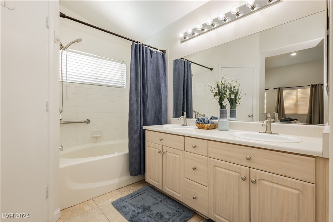 987 Rainbow Cliff Court
