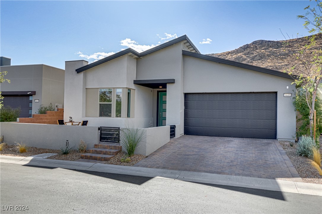 9689 Starlight Ridge Avenue