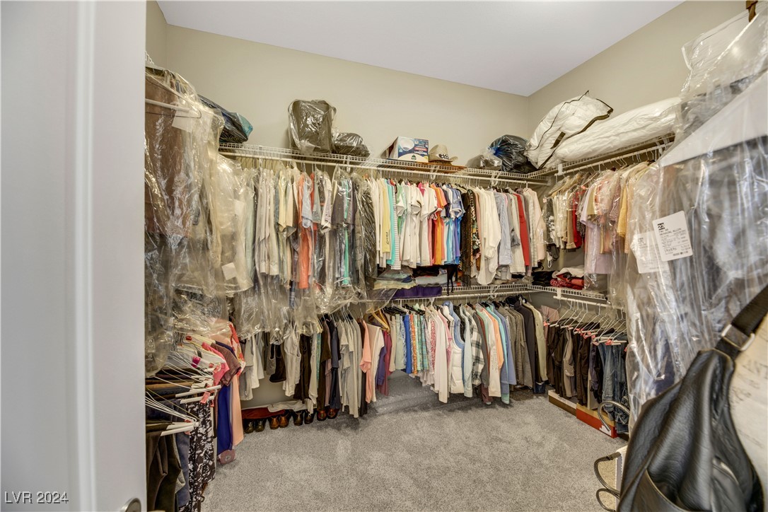 2082 Twin Falls Drive