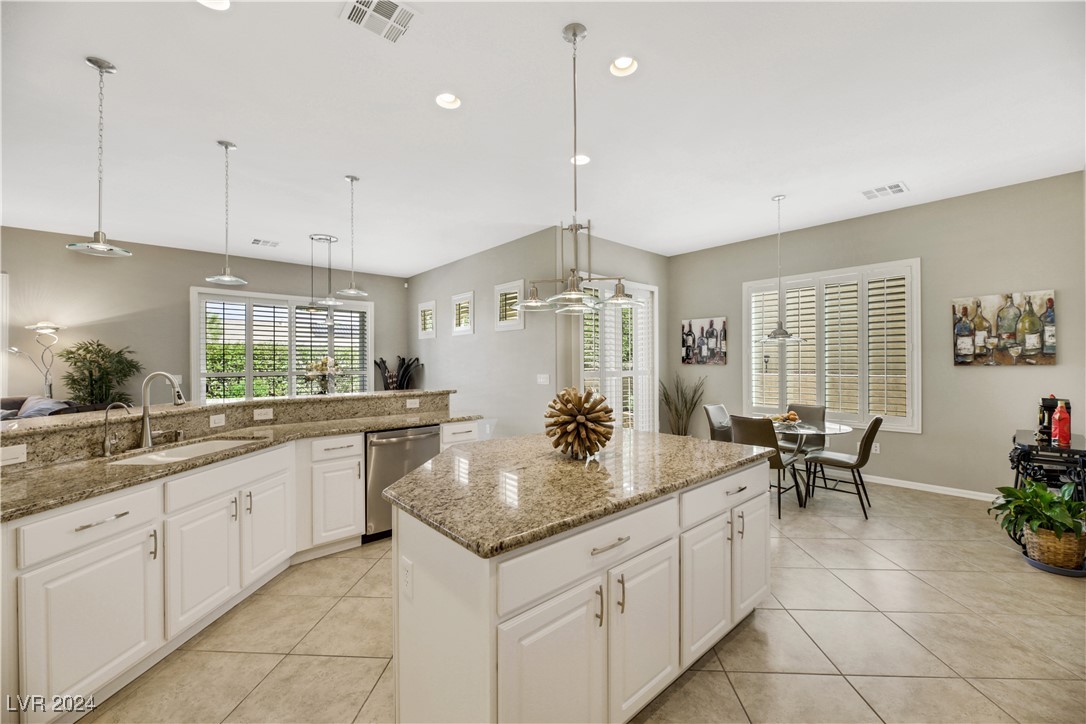 2082 Twin Falls Drive