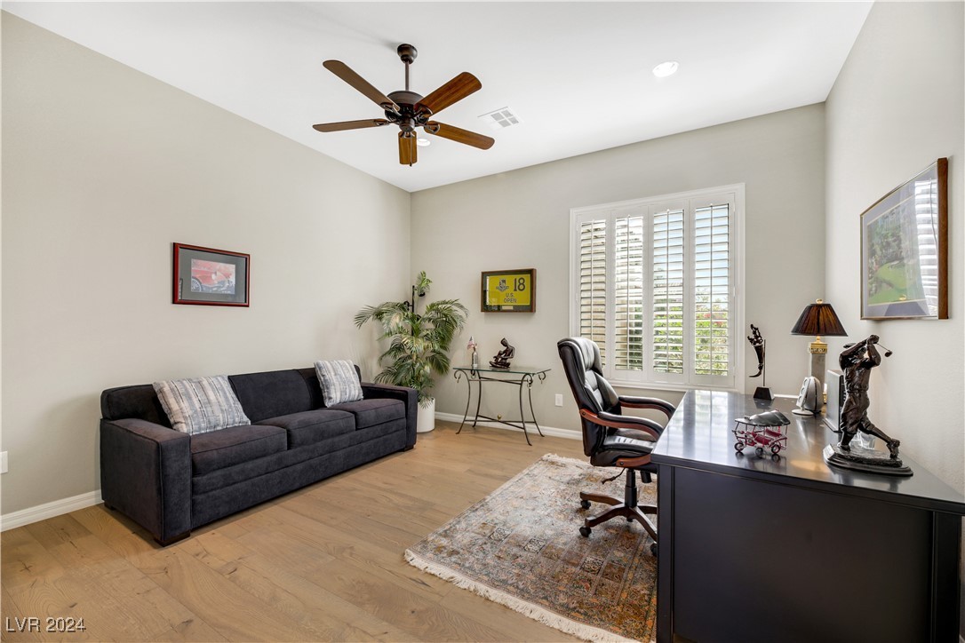 2082 Twin Falls Drive