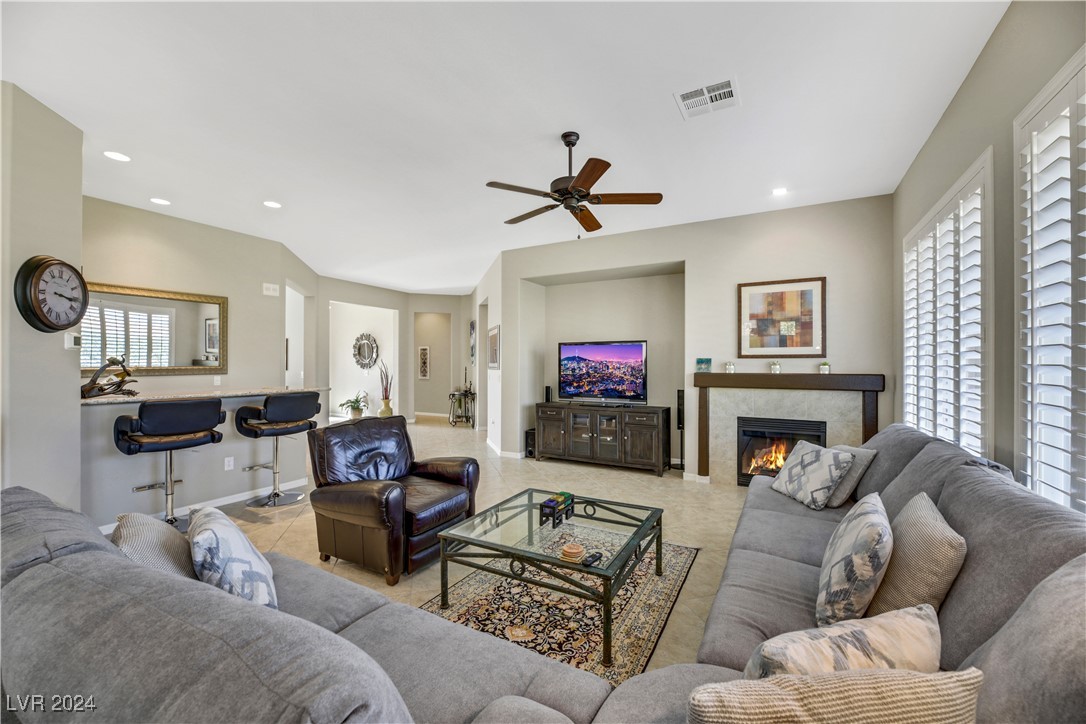 2082 Twin Falls Drive