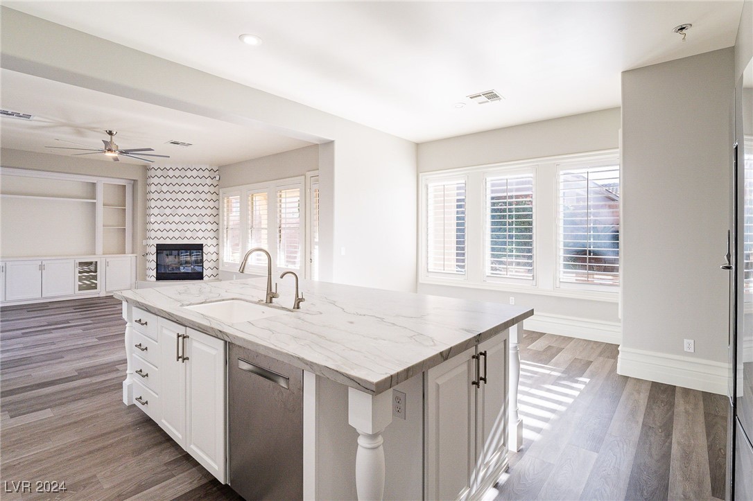 453 Punto Vallata Drive