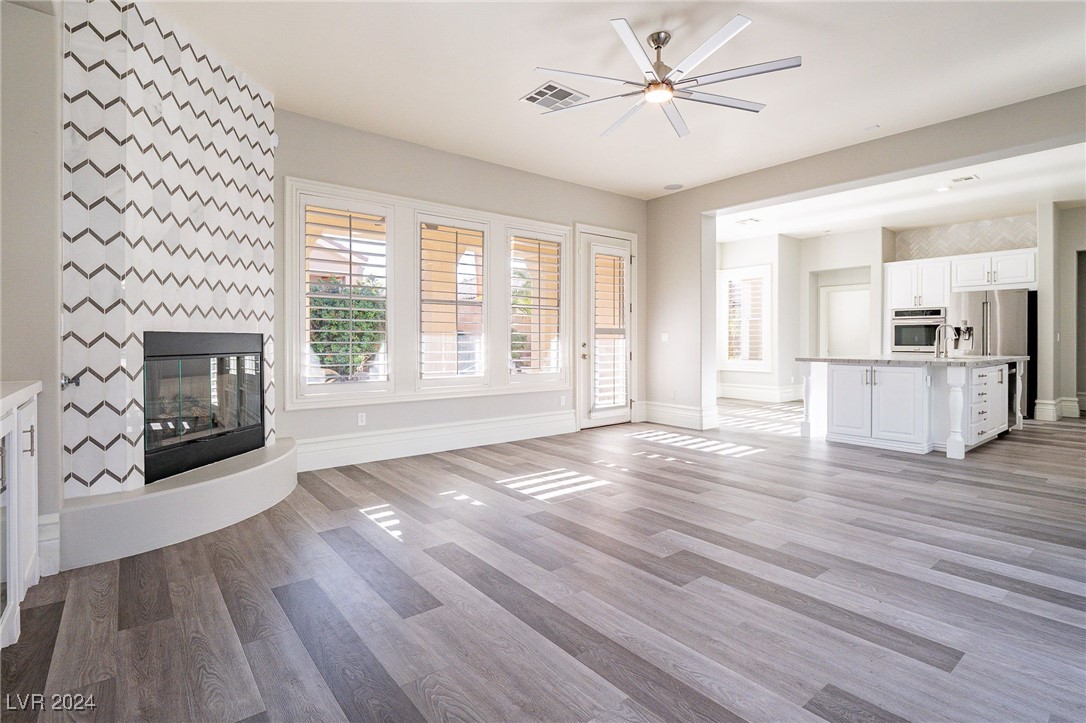 453 Punto Vallata Drive