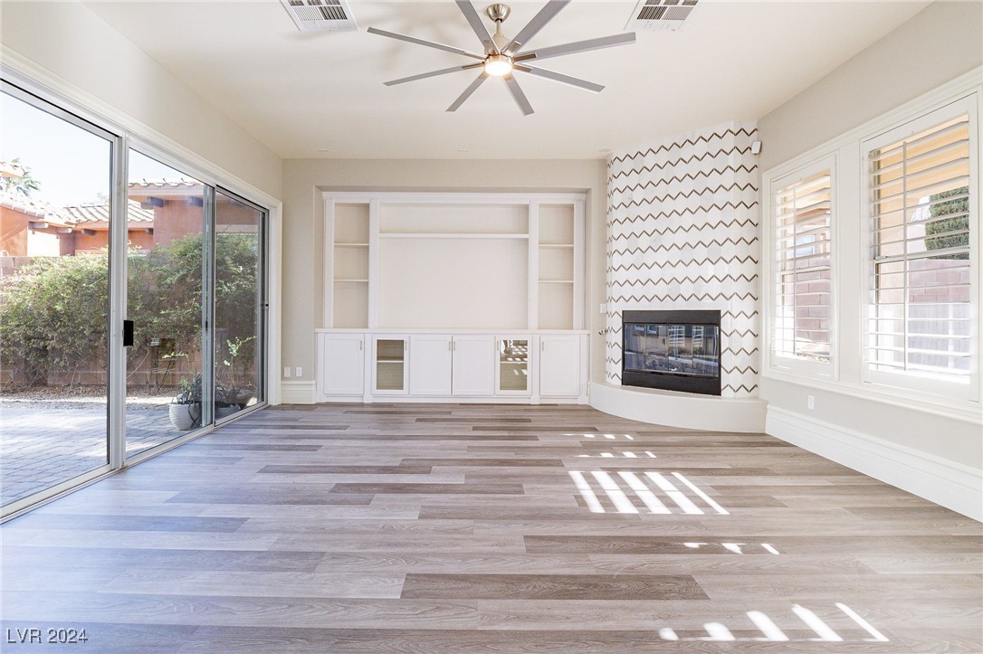 453 Punto Vallata Drive