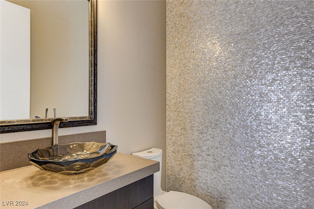 11460 Ruby Falls Way