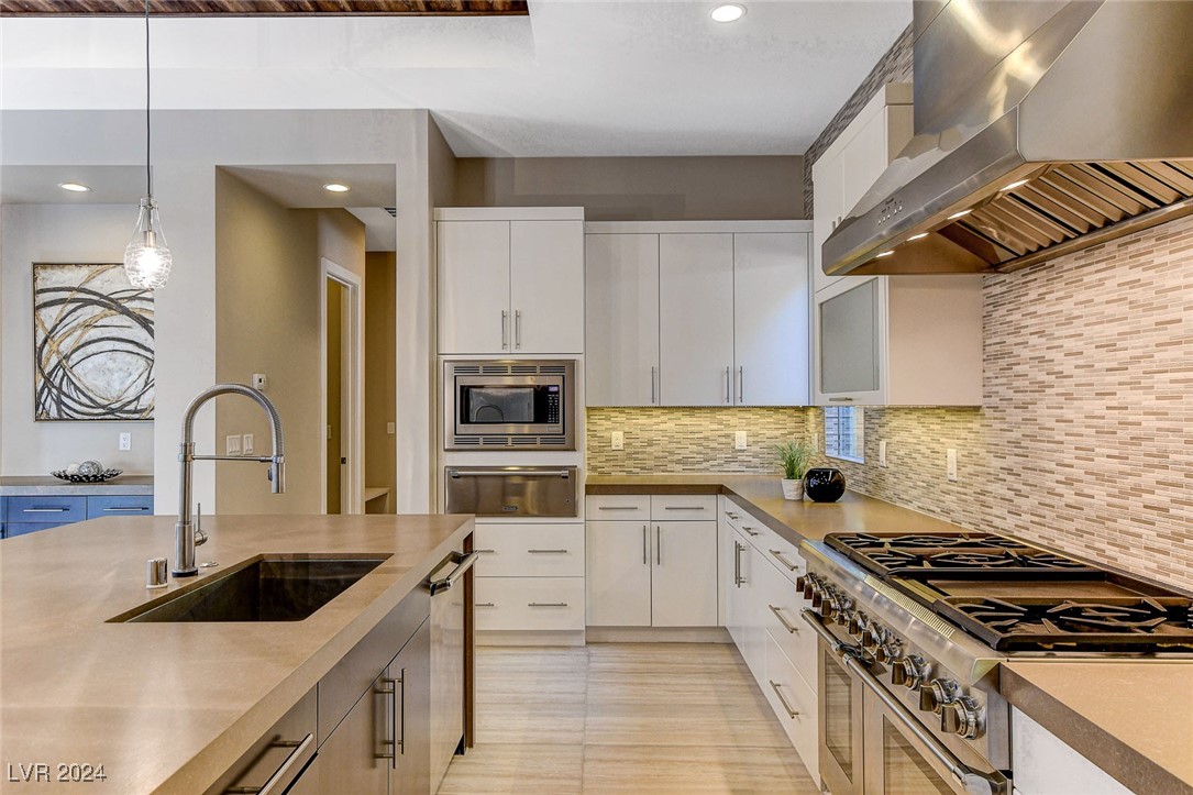 11460 Ruby Falls Way