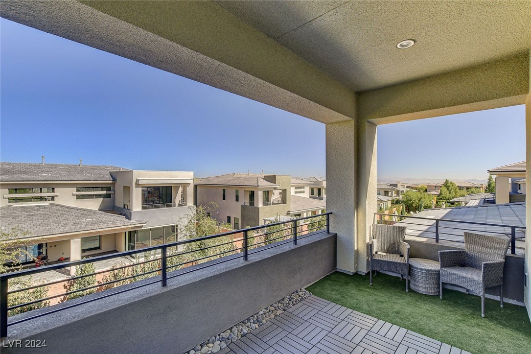 11460 Ruby Falls Way